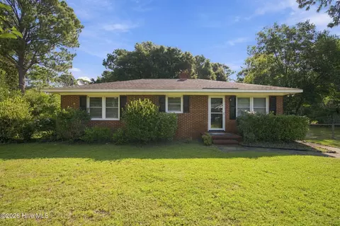 232 Wood Dale Dr, Wilmington, NC 28403