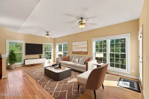 Living - 3 Wake Ct, Pinehurst, NC 28374 photo 5 of 9
