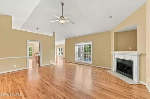 Living - 3 Wake Ct, Pinehurst, NC 28374 photo 2 of 9