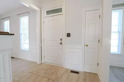 Entry Way - 4568 Oxford Dr, Evans, GA 30809 photo 1 of 4