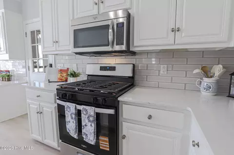 Kitchen - 4568 Oxford Dr, Evans, GA 30809 photo 2 of 5