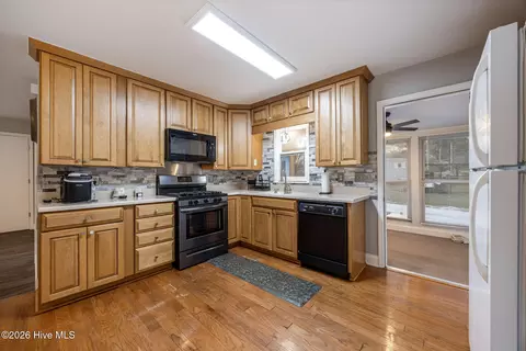 Kitchen - 2217 Martin Rd, Augusta, GA 30906 photo 3 of 3