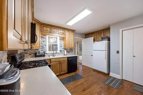 Kitchen - 2217 Martin Rd, Augusta, GA 30906 photo 1 of 3