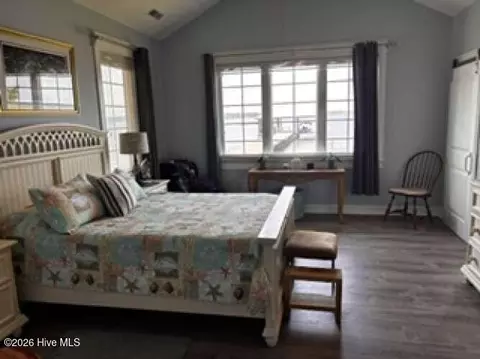 Bedroom - 1394 Bay Tree Dr, Harrells, NC 28444 photo 3 of 4