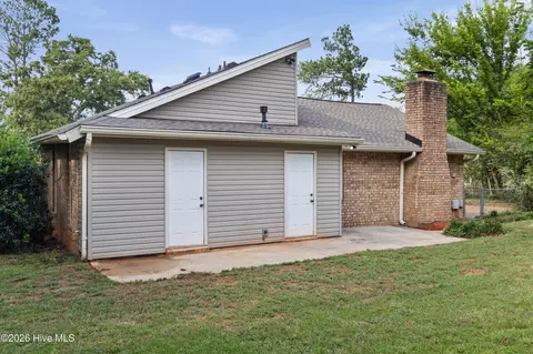 Exterior - 309 E Wynngate Dr E, Martinez, GA 30907 photo 5 of 8