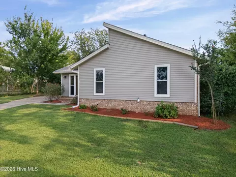 Exterior - 309 E Wynngate Dr E, Martinez, GA 30907 photo 2 of 8