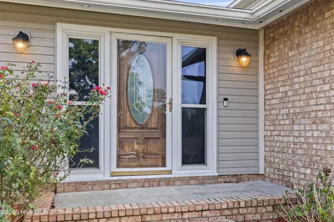 Exterior - 309 E Wynngate Dr E, Martinez, GA 30907 photo 4 of 8