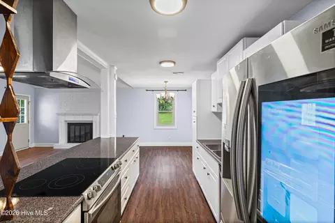 Kitchen - 309 E Wynngate Dr E, Martinez, GA 30907 photo 4 of 4