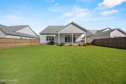 Exterior - 90 E Singing Ave, Hampstead, NC 28443 photo 10 of 19