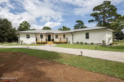 701 Pine Valley Dr, Wilmington, NC 28412