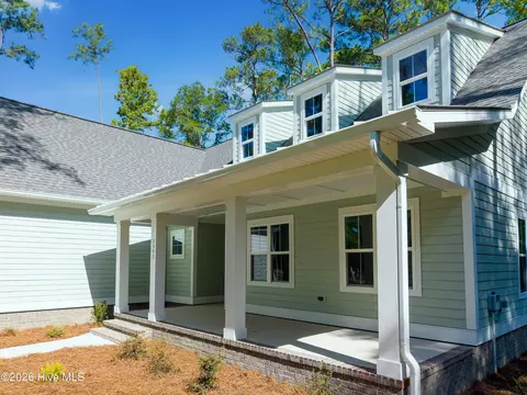 Exterior - 3392 Eagle Crest Dr SW, Supply, NC 28462 photo 4 of 21