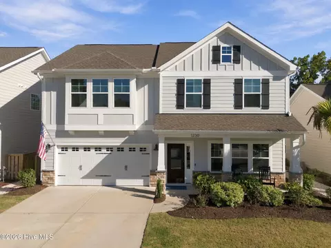 1230 Sea Lavender Dr, Wilmington, NC 28403