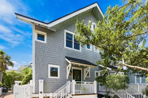 3 Scotch Bonnet Ln # B, Bald Head Island, NC 28461