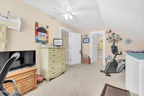 Bedroom - 118 Persimmon Ln, Hampstead, NC 28443 photo 4 of 4