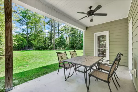 Exterior - 118 Persimmon Ln, Hampstead, NC 28443 photo 5 of 5