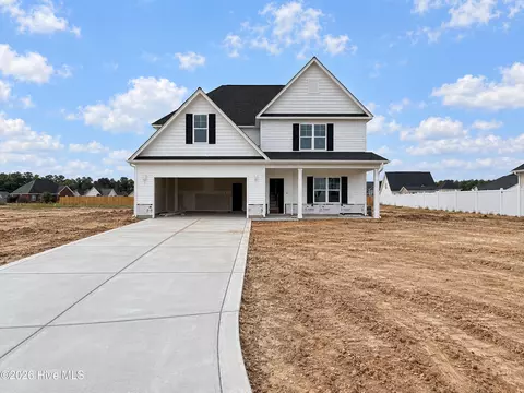 105 Lola Pl, La Grange, NC 28551