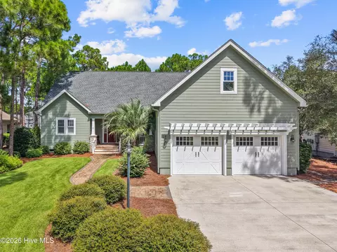 3620 Gleneagle Dr, Southport, NC 28461