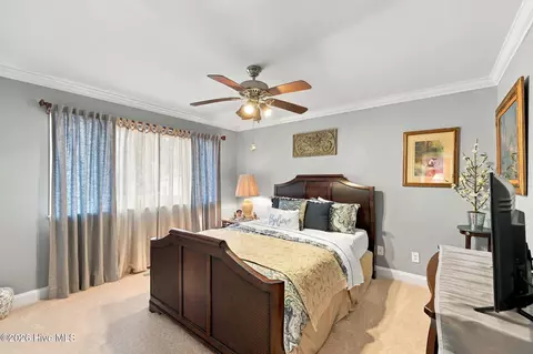 Bedroom - 64 Pinewild Dr, Pinehurst, NC 28374 photo 4 of 7