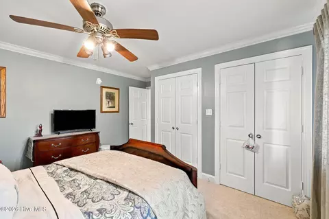 Bedroom - 64 Pinewild Dr, Pinehurst, NC 28374 photo 5 of 7