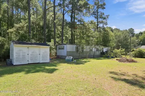 354 Old Airport Rd, Newport, NC 28570