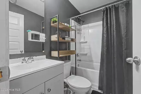Bath - 120 Sims Ct, Augusta, GA 30909 photo 3 of 3