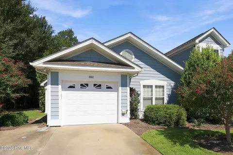 301 Sweetwater Cv, Newport, NC 28570