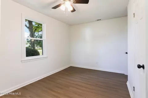 Bedroom - 1302 Wallace St, Augusta, GA 30901 photo 2 of 6