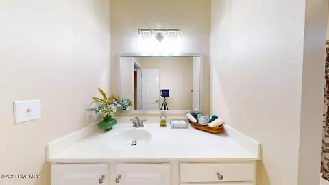 Bath - 23 Coldstream Ln, Pinehurst, NC 28374 photo 5 of 6