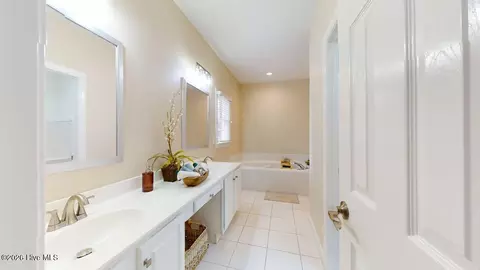 Bath - 23 Coldstream Ln, Pinehurst, NC 28374 photo 1 of 6