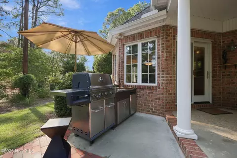 Exterior - 127 Sakonnet Trl, Pinehurst, NC 28374 photo 8 of 10