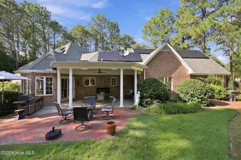Exterior - 127 Sakonnet Trl, Pinehurst, NC 28374 photo 4 of 10