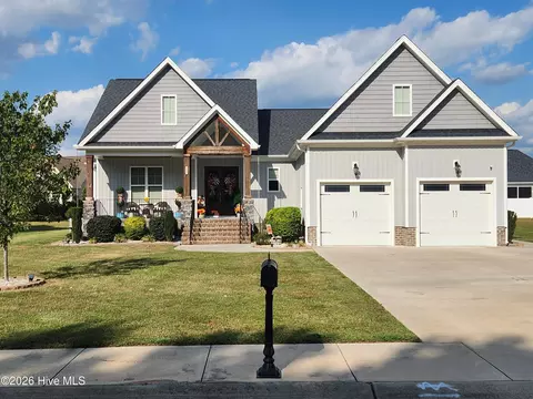 107 Michelle Dawn Dr, Goldsboro, NC 27534