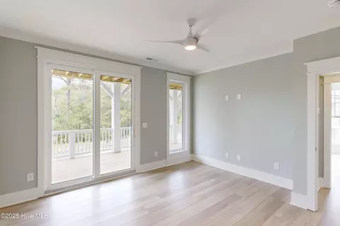 Bedroom - 64 Pier View Ct, Hampstead, NC 28443 photo 15 of 16
