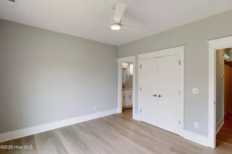 Bedroom - 64 Pier View Ct, Hampstead, NC 28443 photo 11 of 16