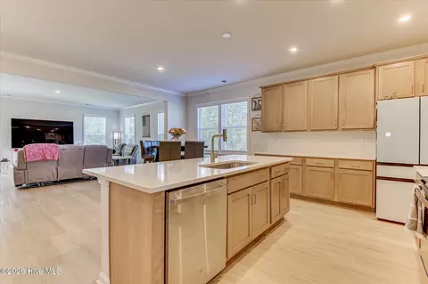 Kitchen - 808 Blue Willow Dr, Harlem, GA 30814 photo 1 of 6