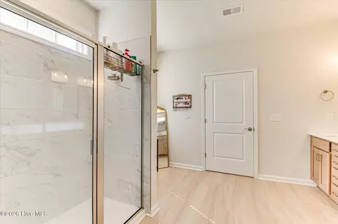 Bath - 808 Blue Willow Dr, Harlem, GA 30814 photo 4 of 5