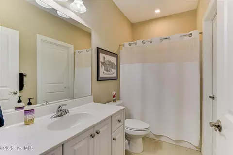 Bath - 130 Godfrey Dr, Mccormick, SC 29835 photo 5 of 6