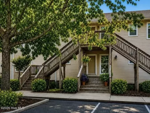 406 Forest Park Rd UNIT 102, Wilmington, NC 28409