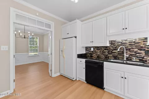Kitchen - 5107 Windmill Pl, Evans, GA 30809 photo 4 of 4