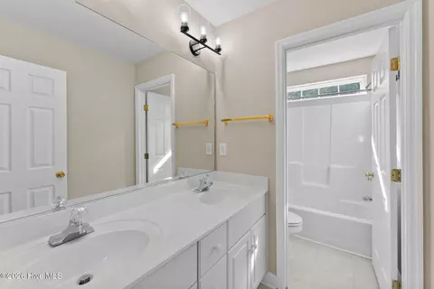 Bath - 5107 Windmill Pl, Evans, GA 30809 photo 4 of 4