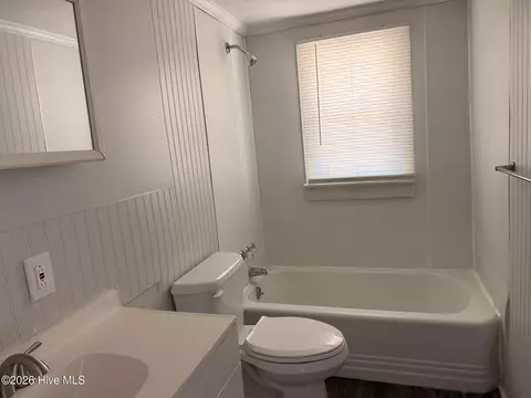 Bath - 159 Cooper Hill Rd, Windsor, NC 27983 photo 1 of 2