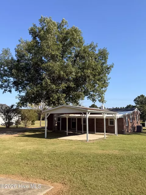 Exterior - 159 Cooper Hill Rd, Windsor, NC 27983 photo 7 of 11