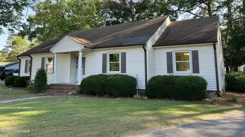 1216 Woodford Ct, Goldsboro, NC 27530