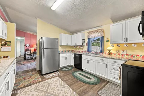 206 Champion Dr, Hampstead, NC 28443 photo 16