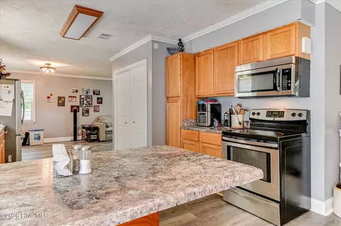 Kitchen - 2059 Deerwood Cir, Stapleton, GA 30823 photo 2 of 5