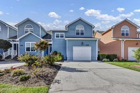 829 Sloop Pointe Ln, Kure Beach, NC 28449