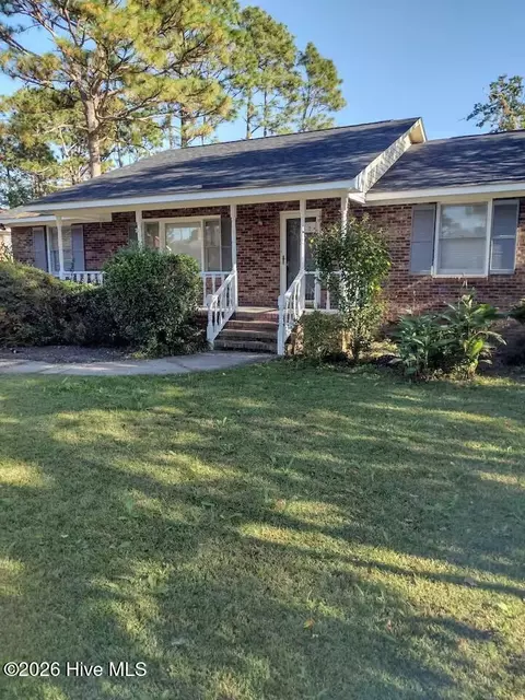 5302 Dandelion Dr, Wilmington, NC 28405