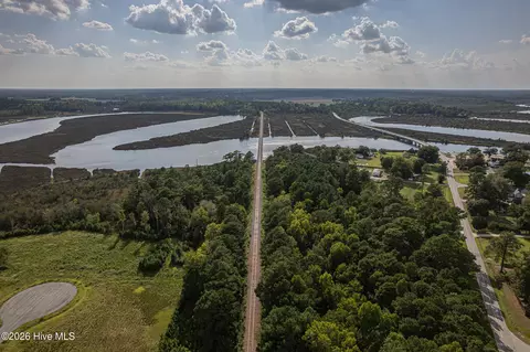 108 River Bend Dr, Stella, NC 28582 photo 17