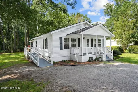 Exterior - 305 E 1st St, Kenly, NC 27542 photo 3 of 16