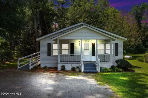 Exterior - 305 E 1st St, Kenly, NC 27542 photo 2 of 16